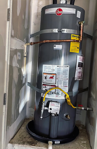 https://marmionhotwater.com.au/uploads/2025/06/electric-hot-water-system-32635.jpg