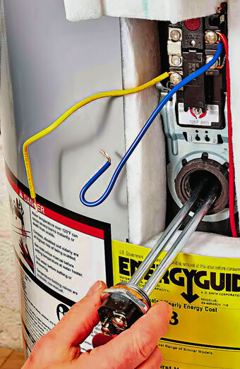 https://marmionhotwater.com.au/uploads/2025/06/hot-water-servicing-11836.jpg