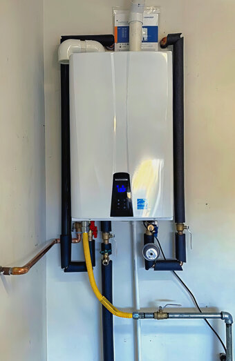 https://marmionhotwater.com.au/uploads/2025/06/thermostatic-water-systems-94011.jpg